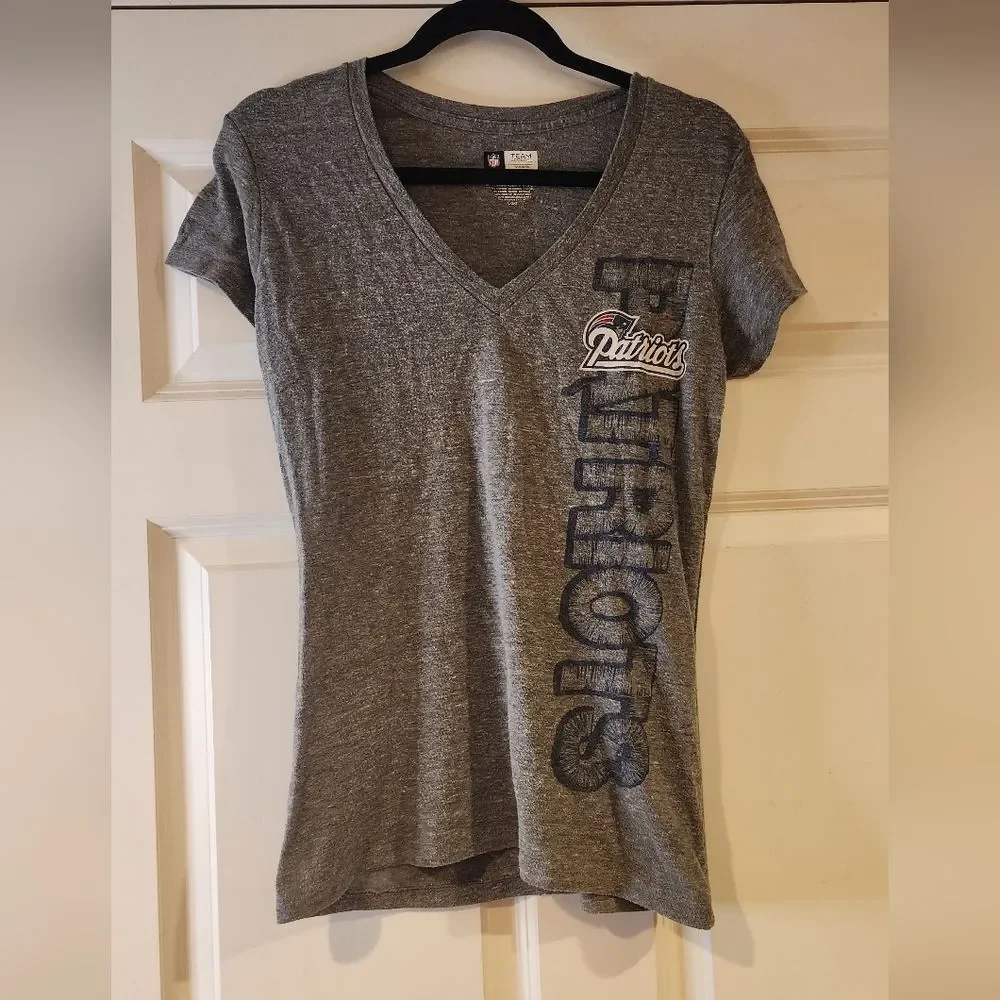 NFL Gray Short Sleeve Tee - Picture 1 of 3